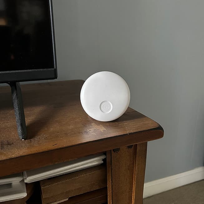 Expert Review: Airthings Wave Enhance Air Quality Air Monitor - Main Lifestyle Image